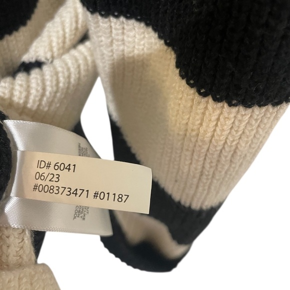 Express Black and Cream Turtleneck Striped Oversized Sweater SZ Small EUC - Picture 2 of 6